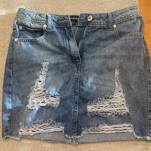 Ripped denim skirt